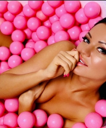 Наденька, 19 лет, 3 размер груди